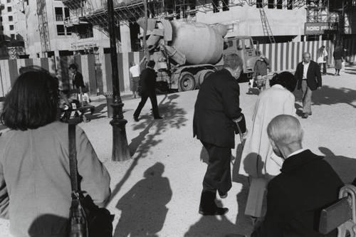 Lee Friedlander: Reflections of the street | Out For A Walk - Street  Photography Blog